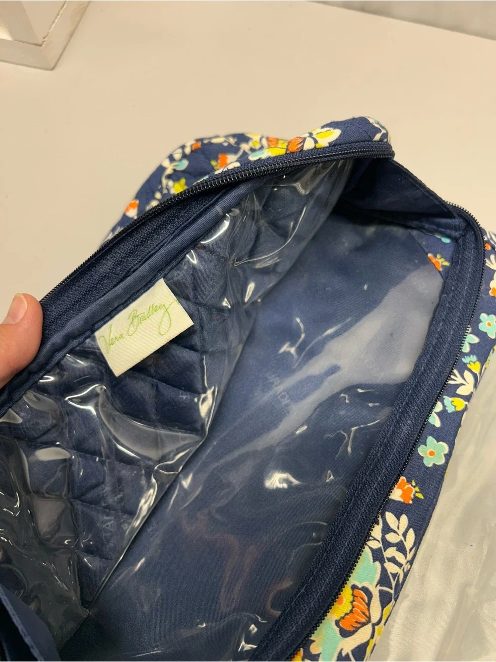 Vera Bradley Navy Floral Quilted makeup organizer